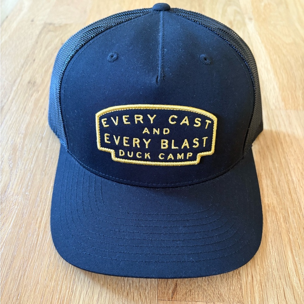 NWOT! Men’s Duck Camp- Hat